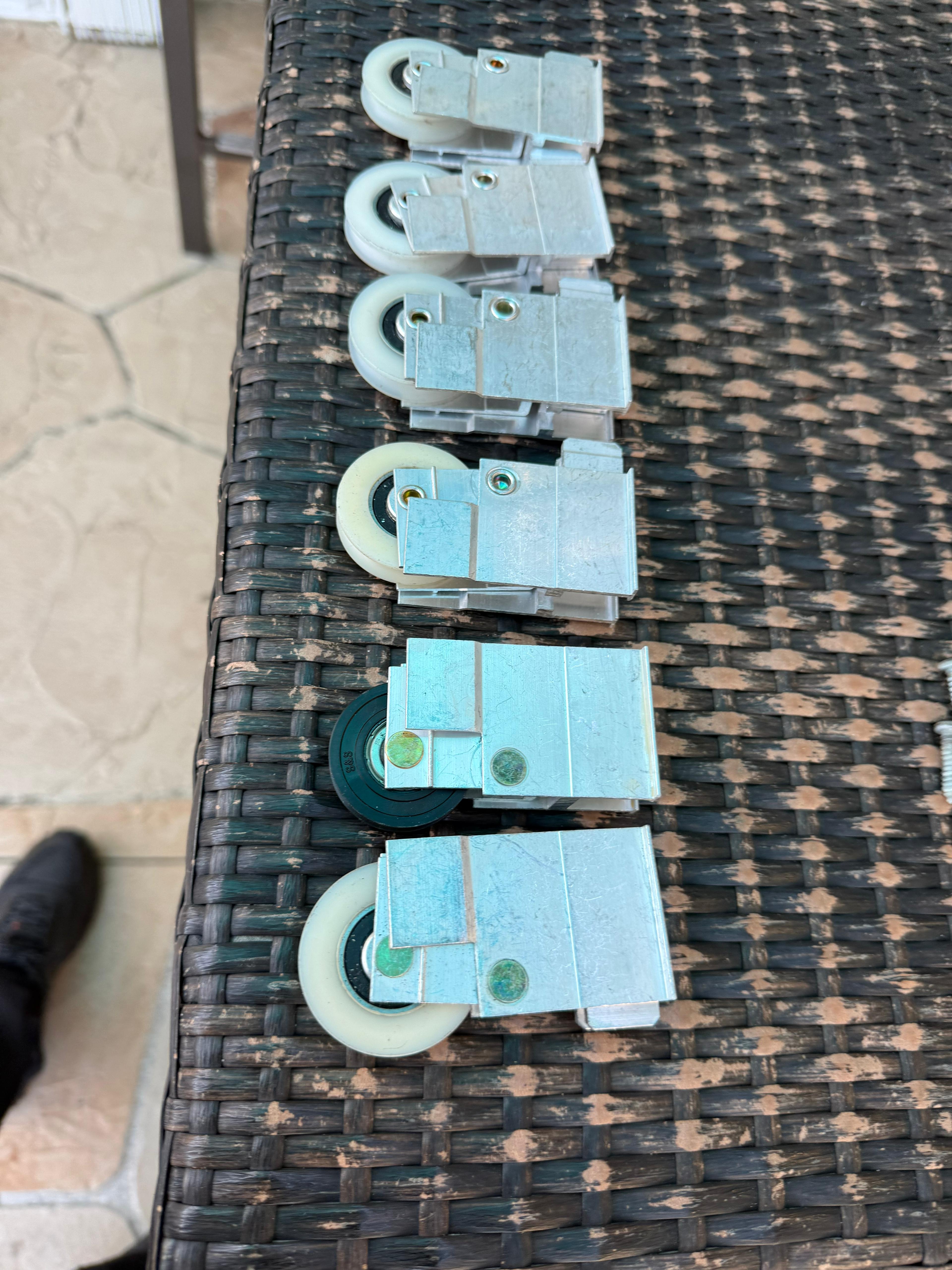 sliding door roller replacement fort pierce service